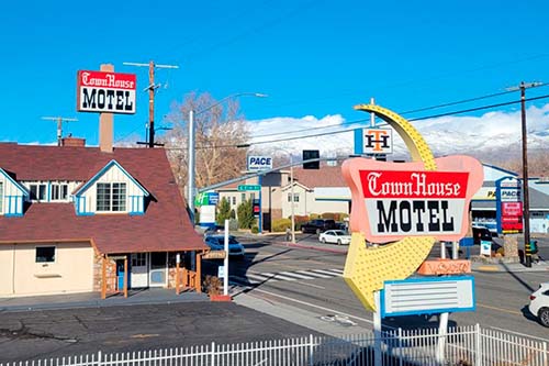 TOWN HOUSE MOTEL BISHOP Dónde dormir en el Valle de la Muerte