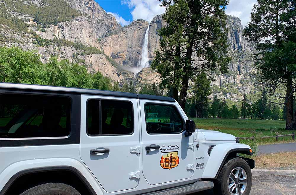 Jeep de Viaje Costa Oeste . com en Yosemite