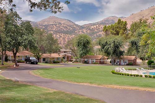 Lazy J Ranch Motel Three Rivers - Dónde dormir en Sequoia National Park