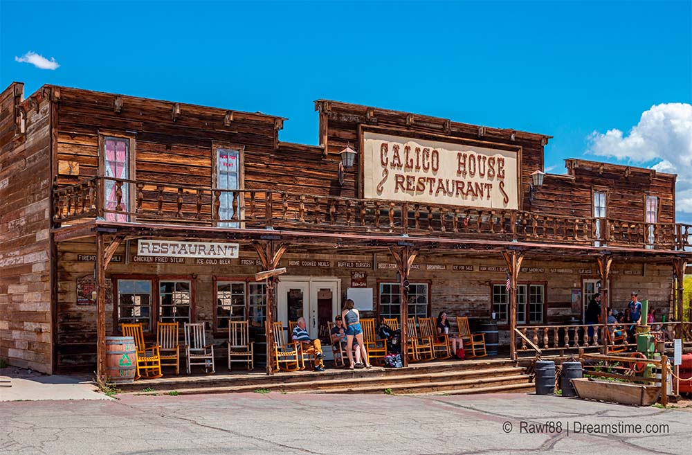 Ver un pueblo fantasma en el Oeste americano Calico Ghost Town